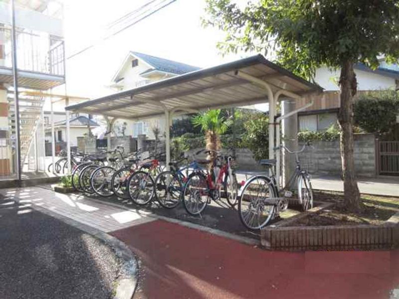 レオパレスグリーンヒルズＡＹＡ　Ⅲ 共用部分