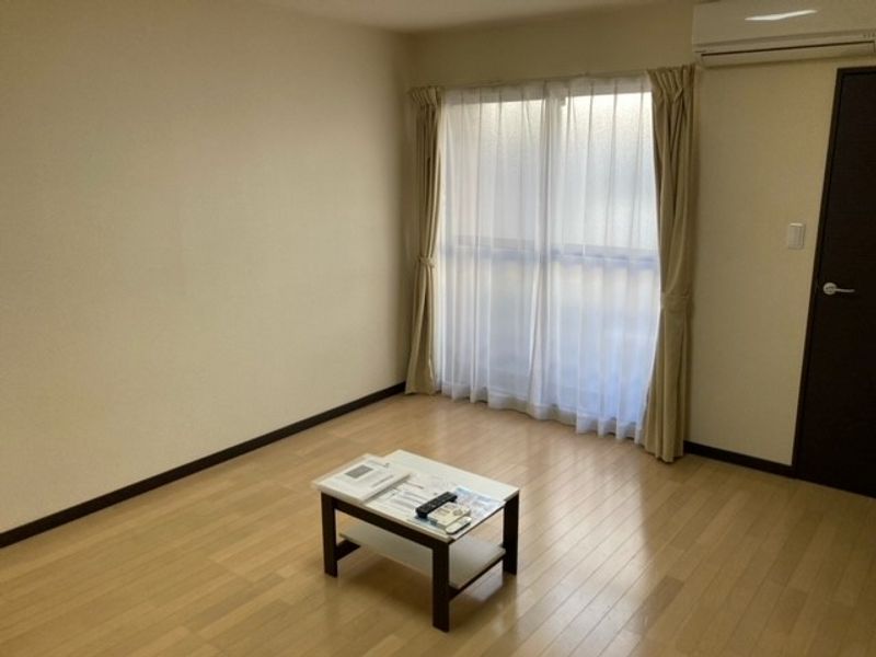 レオネクスト洗心 居間