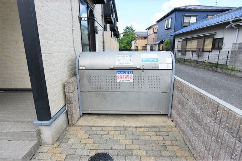 レオパレスフローラ その他設備