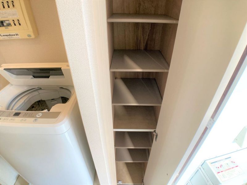 レオパレスＣａｓａ　Ｎａｐｏｌｉ 収納