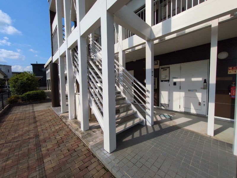 leopalace Tohori Entrance