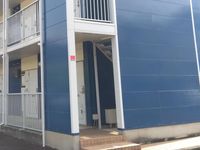 レオパレスウィスタリア坂出 エントランス