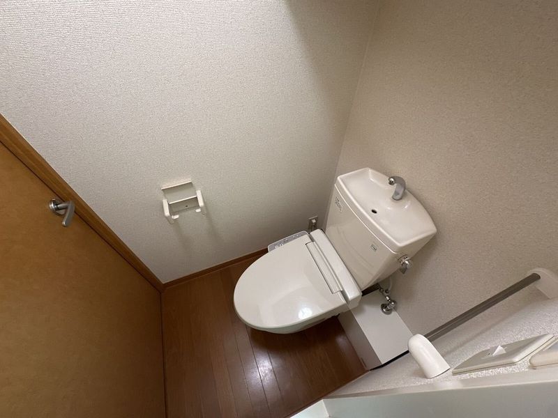 レオパレスグランパルク小柳 トイレ