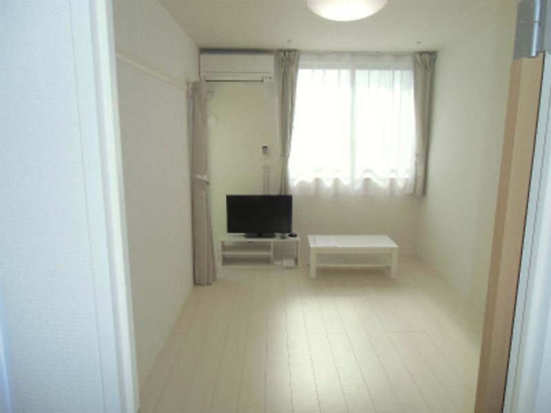 CLEINO FUJIMATSU Living room