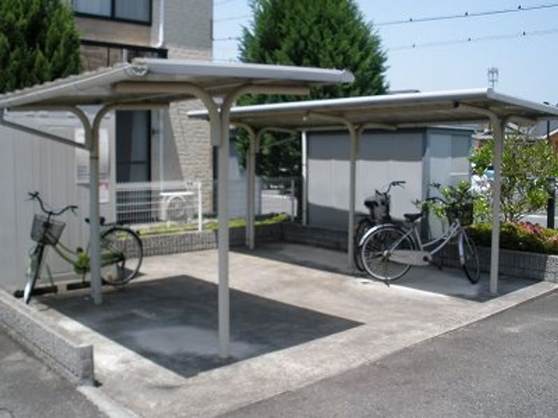 レオパレスメゾンこなん 共用部分