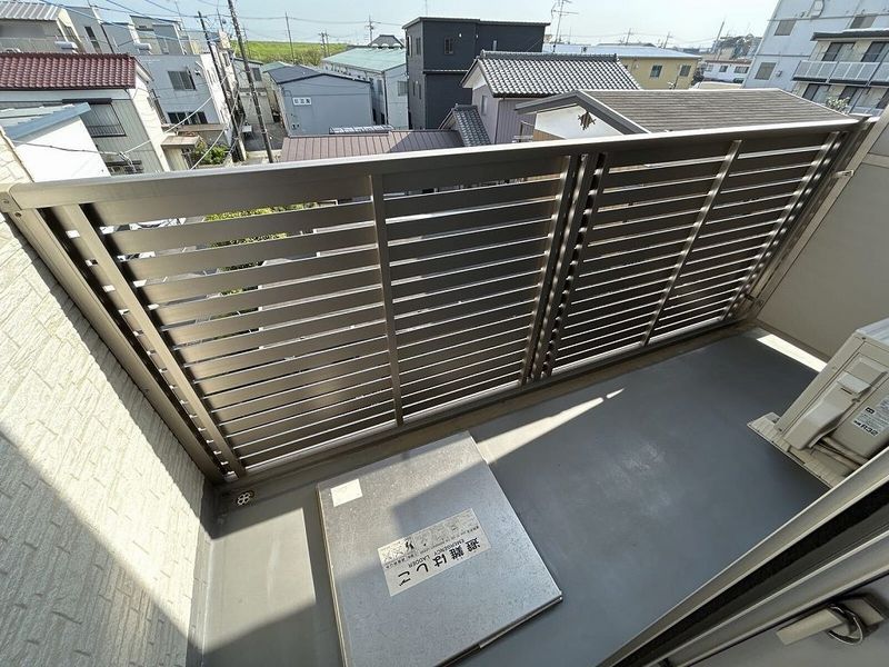 CLEINO Myutos Teseira II Balcony