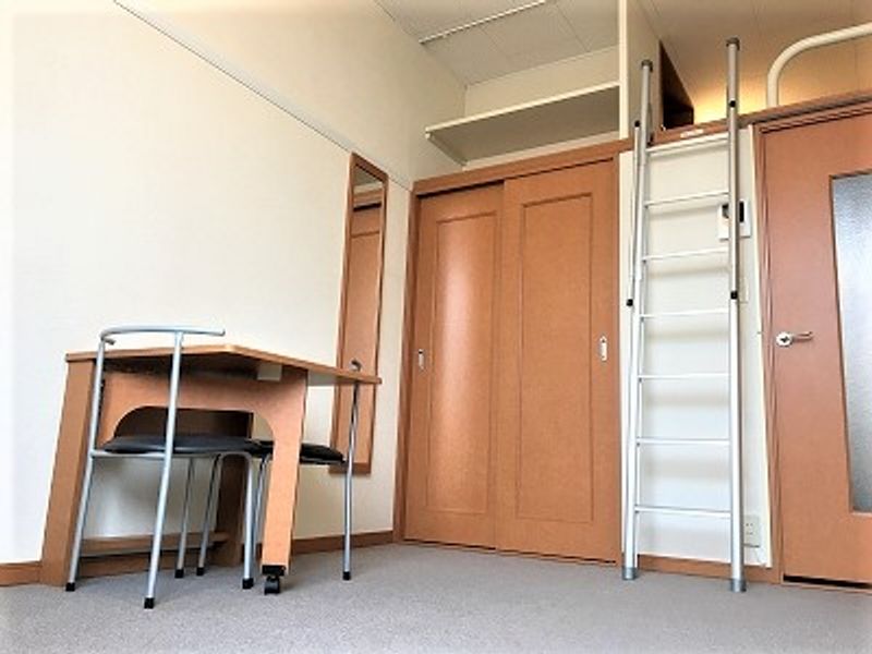レオパレスＳＡＴＯ 居間