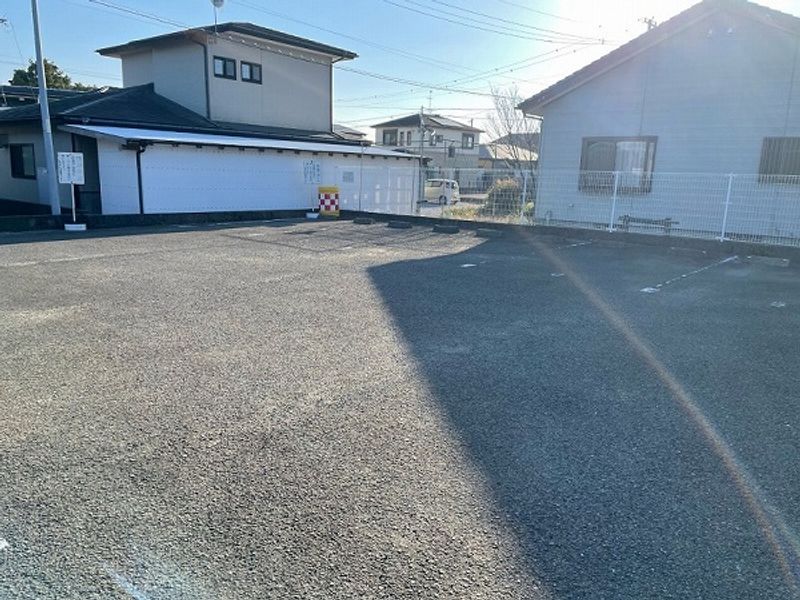 レオネクスト住吉ヒルズⅡ 駐車場
