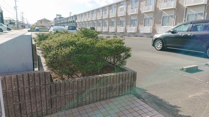 レオパレス福井Ⅱ 駐車場
