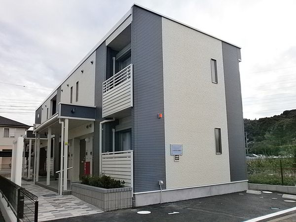 LEONEXT Ciel Blue Totsuka II exterior