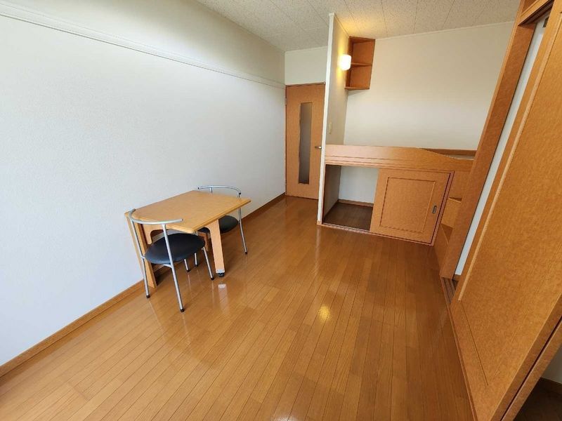 レオパレスＴＡＫＡＲＡ浅川 居間