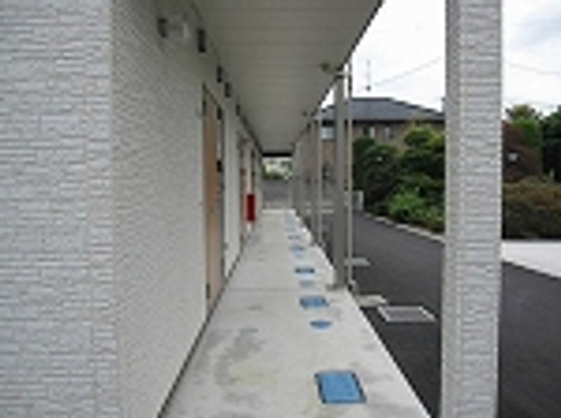 クレイノ愛琴 エントランス