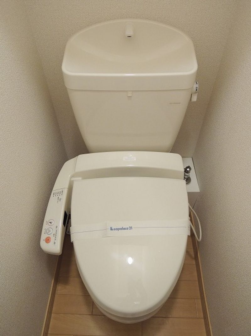 レオパレスＦｕｋａｓｉｏｎ五香 トイレ