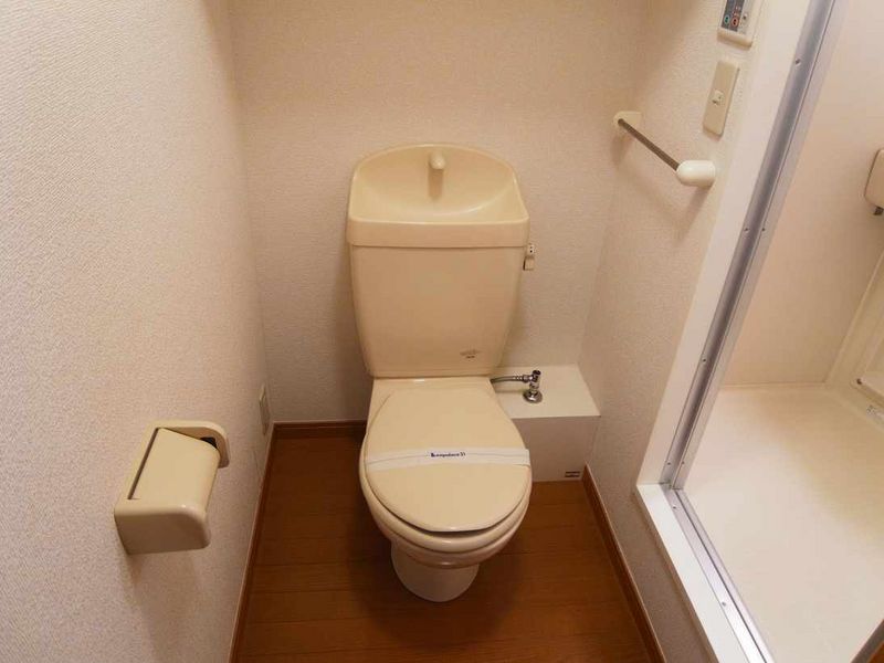 レオパレス凛 トイレ