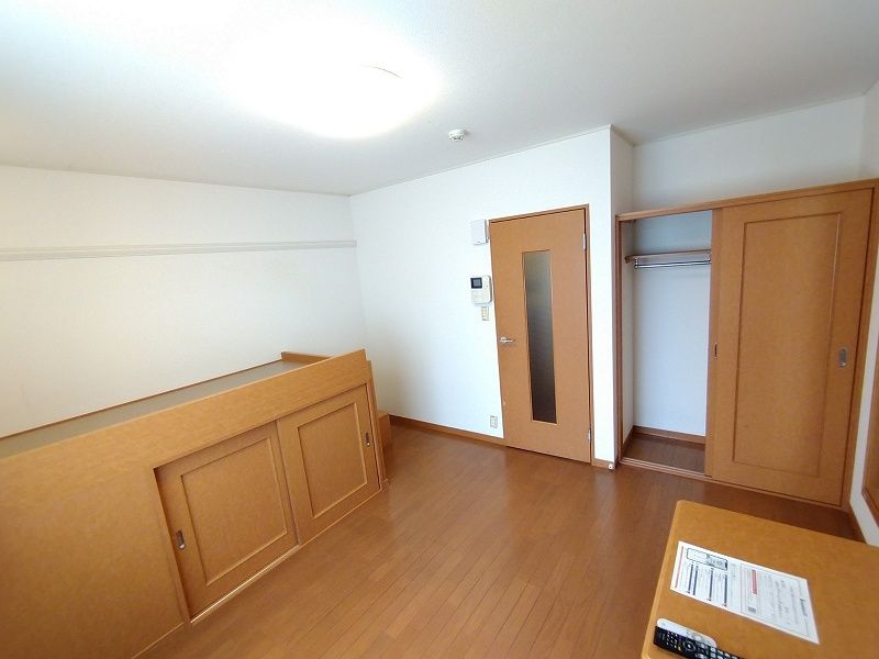 レオパレスベール 居間