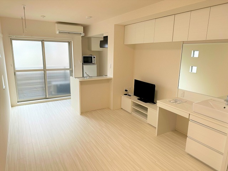 ミランダ古泉 居間