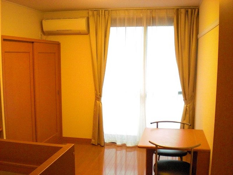 レオパレスＨｏｍｅ１００ 居間