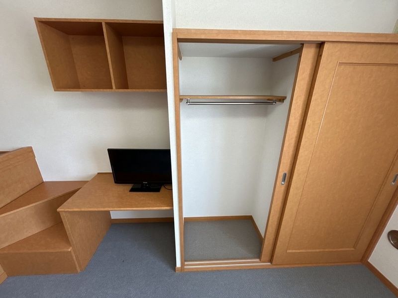 レオパレスヤチヨ 収納