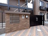 レオパレスセフティ半田 エントランス