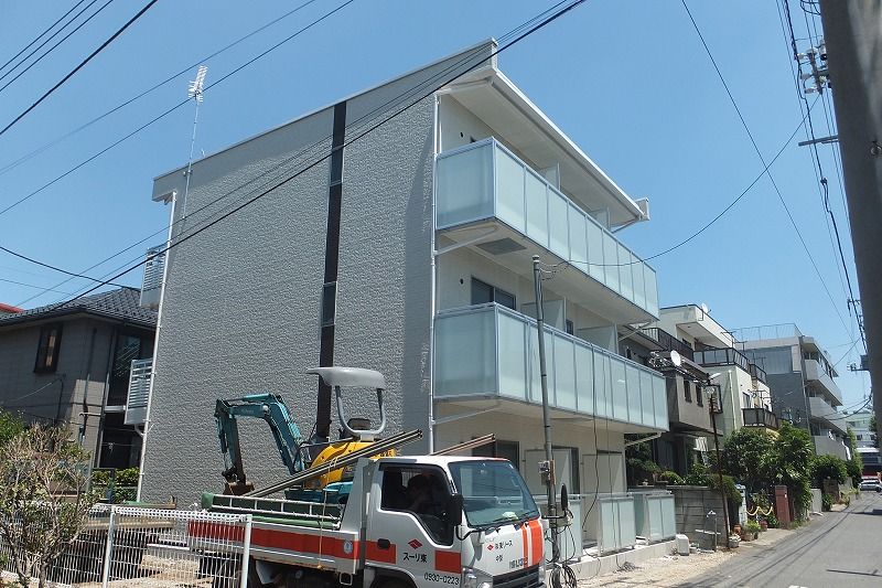 レオネクスト原木中山駅 外観