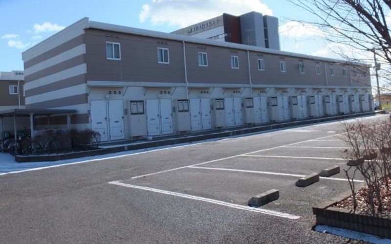 レオパレストータスⅢ 駐車場