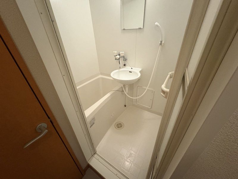 leopalace Haruka Bathroom