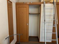 レオパレスラ　エスペランサ 収納