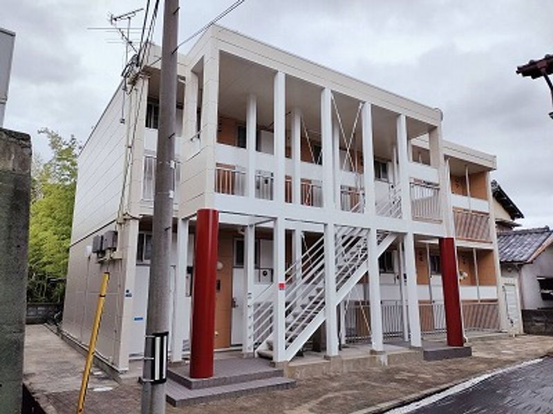 レオパレスネクスト エントランス