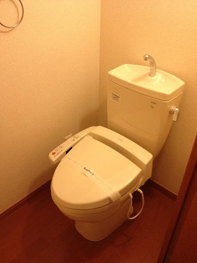 レオパレスシティセントラル トイレ