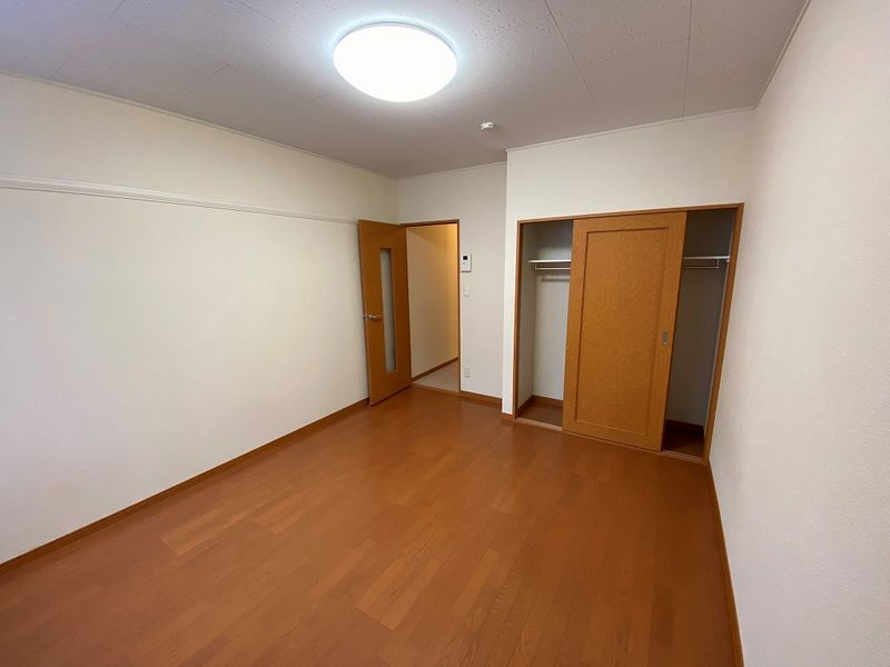 レオパレスプラウ 寝室