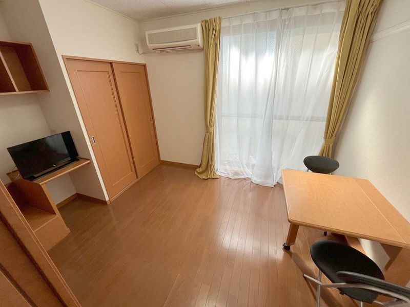 レオパレス３５１Ｓｔｒｅｅｔ 居間