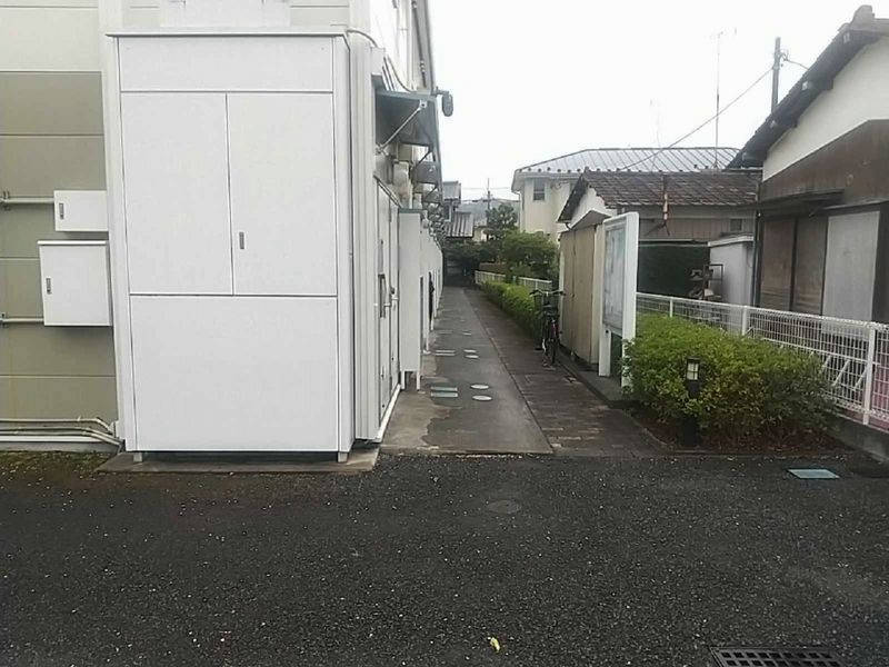 レオパレスカナル エントランス