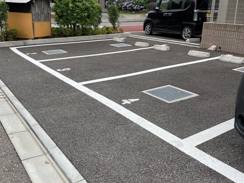 クレイノフィオーレ 駐車場