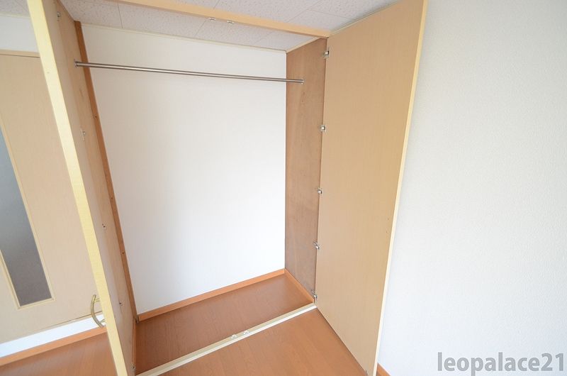 レオパレスフォンティーヌ 収納