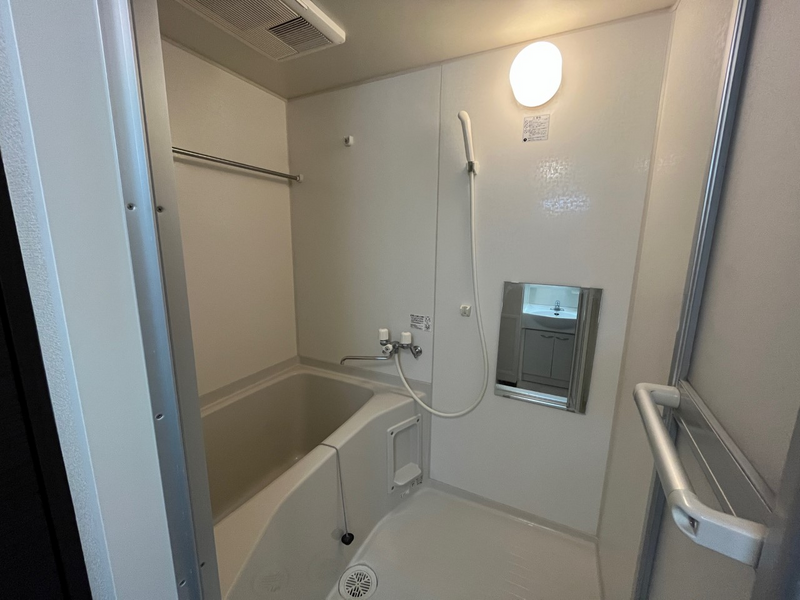 LEONEXT Suzuran II 浴室