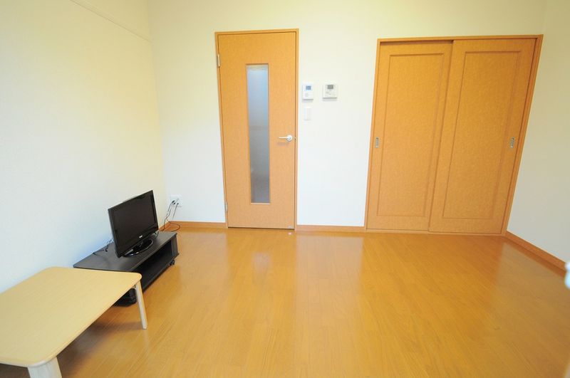 レオパレスヴァンベールⅡ 居間