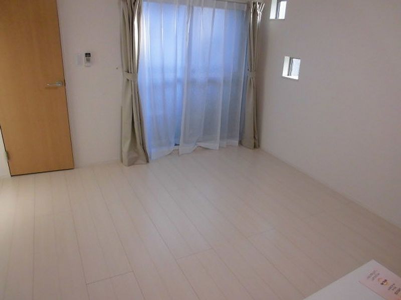 クレイノアウトゥンノ 居間