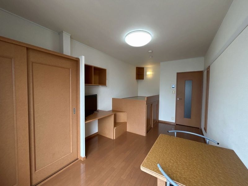 レオパレスソレイユ 居間