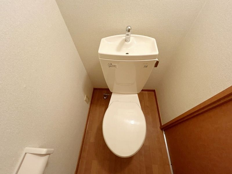 leopalace Wisteria Hirai II Nhà vệ sinh