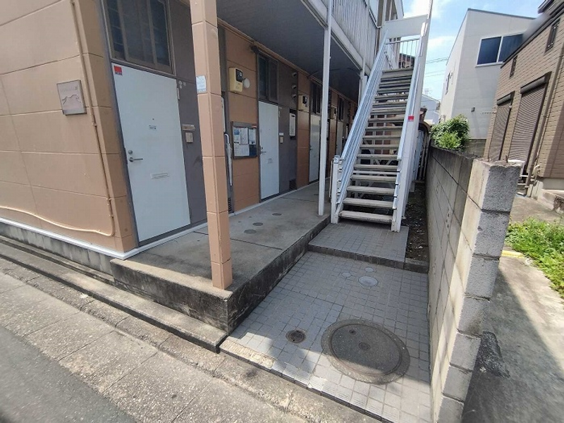 leopalace Akasaka Entrance