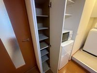 レオパレスくるまや 玄関