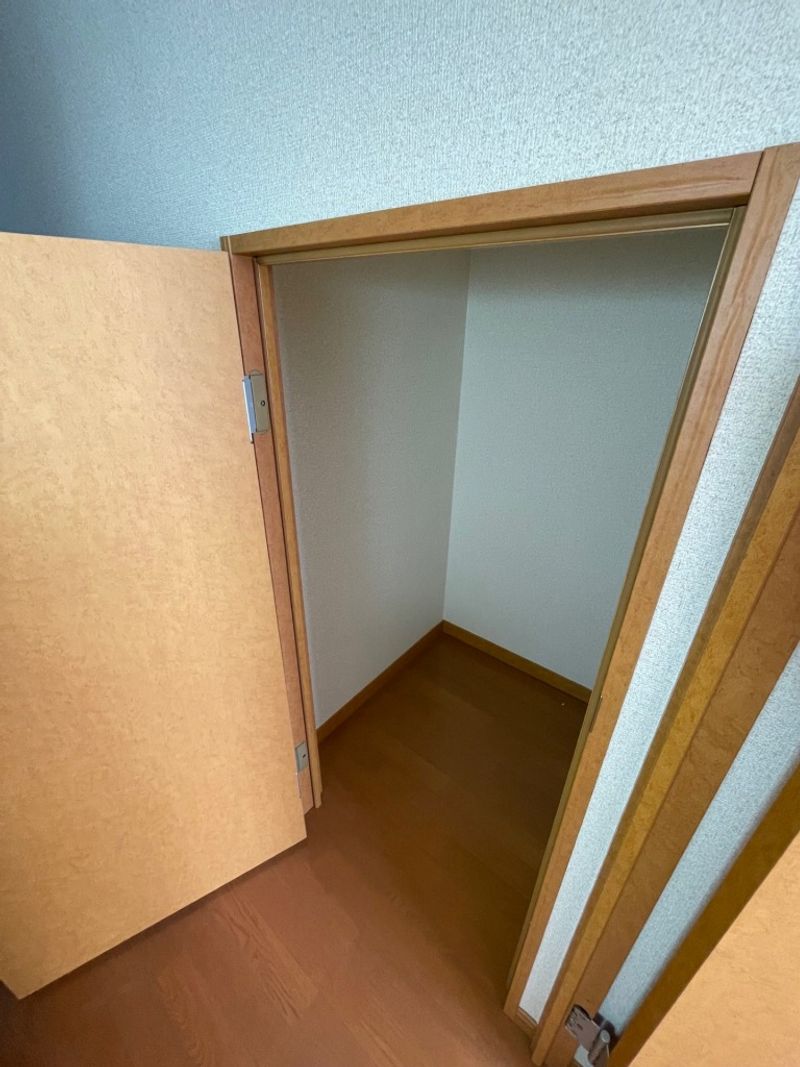 レオパレスライジング・サン その他