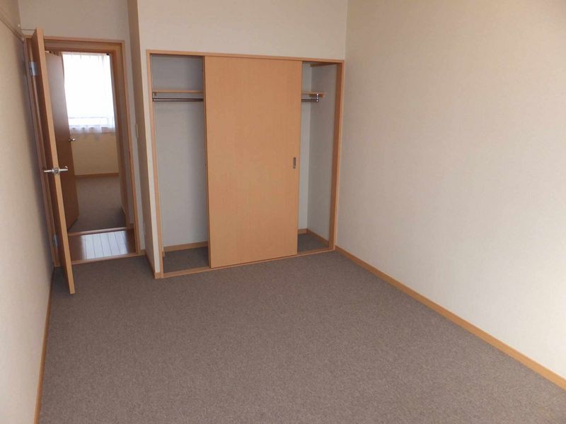 レオパレス長尾 収納
