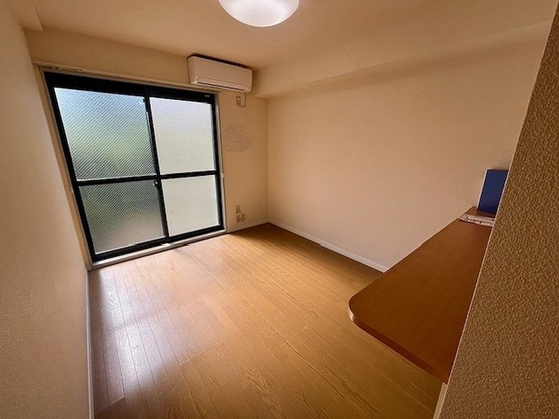 レオパレスヴィレッジ 居間