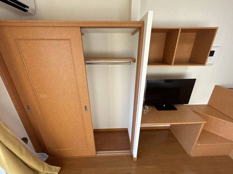 レオパレスソレーユ 収納