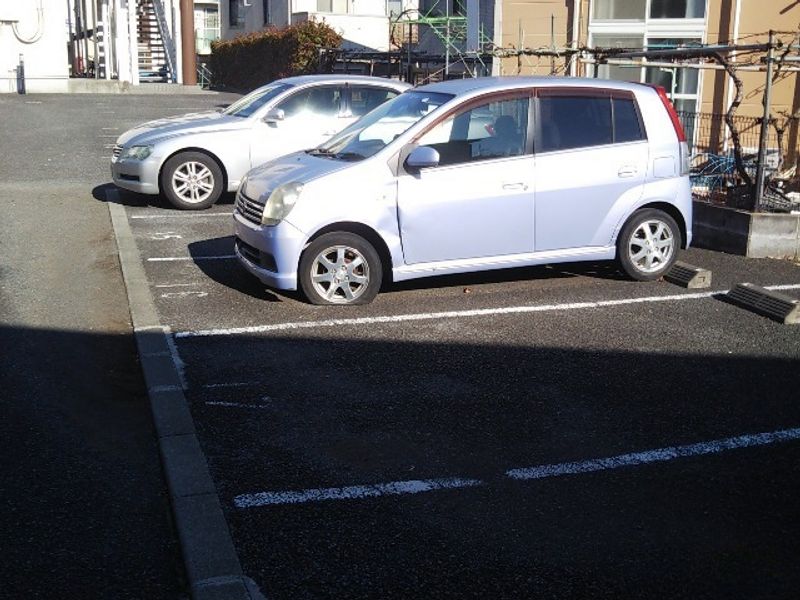 レオパレスＭ 駐車場