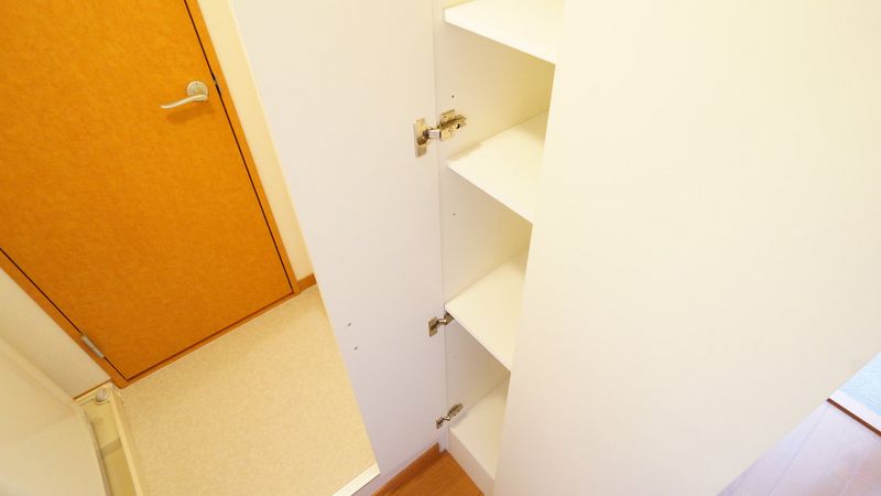 レオパレスわかば 収納