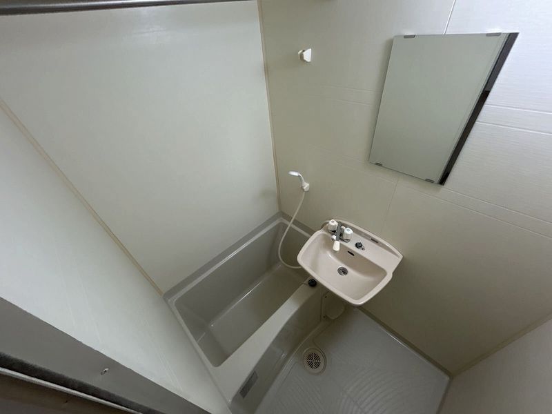 LEONEXT Read & Nana 욕실