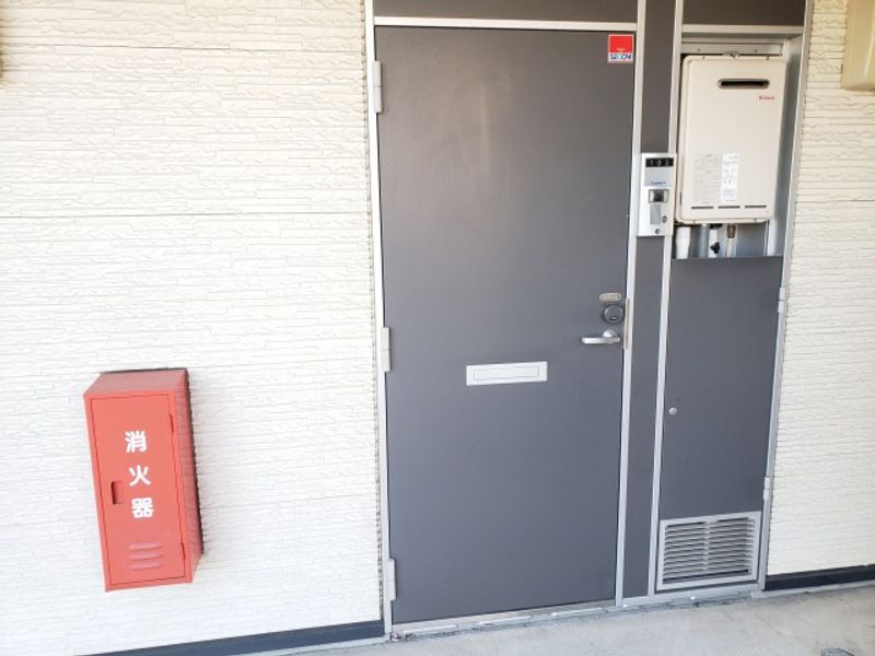 レオパレス緑町Ⅱ 玄関
