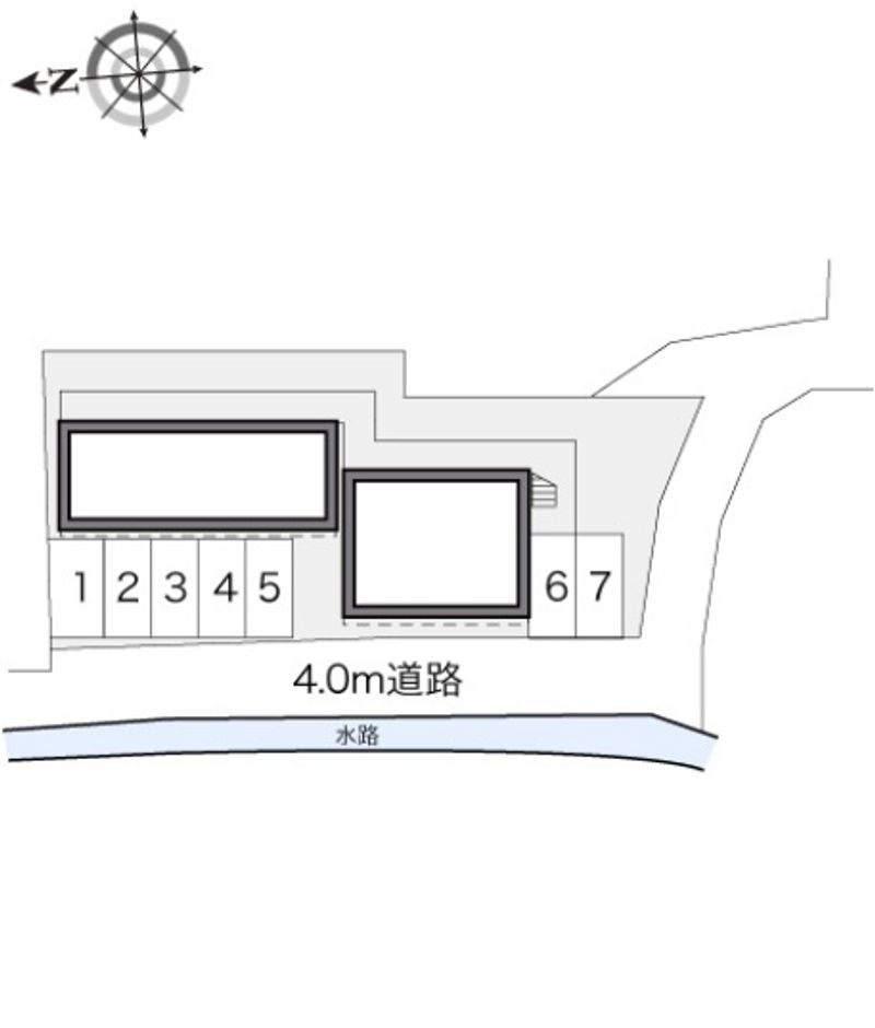 レオパレス如月 駐車場